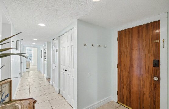 B16 HALLWAY